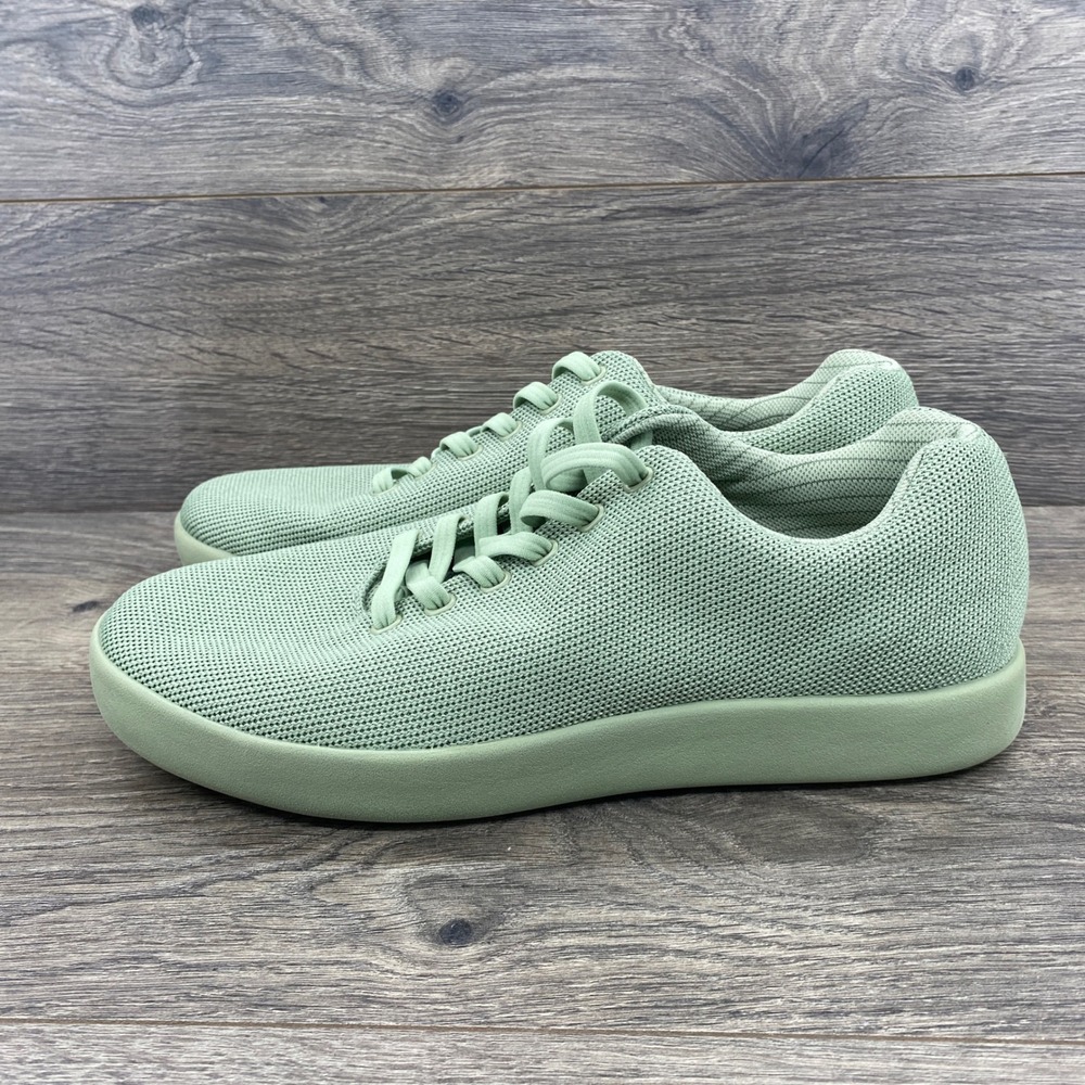 Atoms Model 000 Sneaker Mens 9 Womens 11 Sage Green Low Top Mesh Shoes